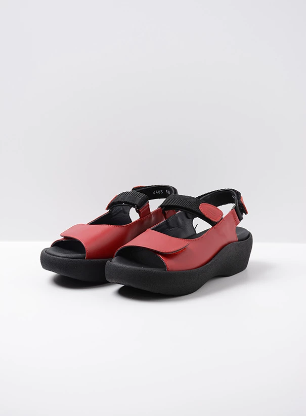 wolky sandalen 03204 jewel 30500 rood leer front