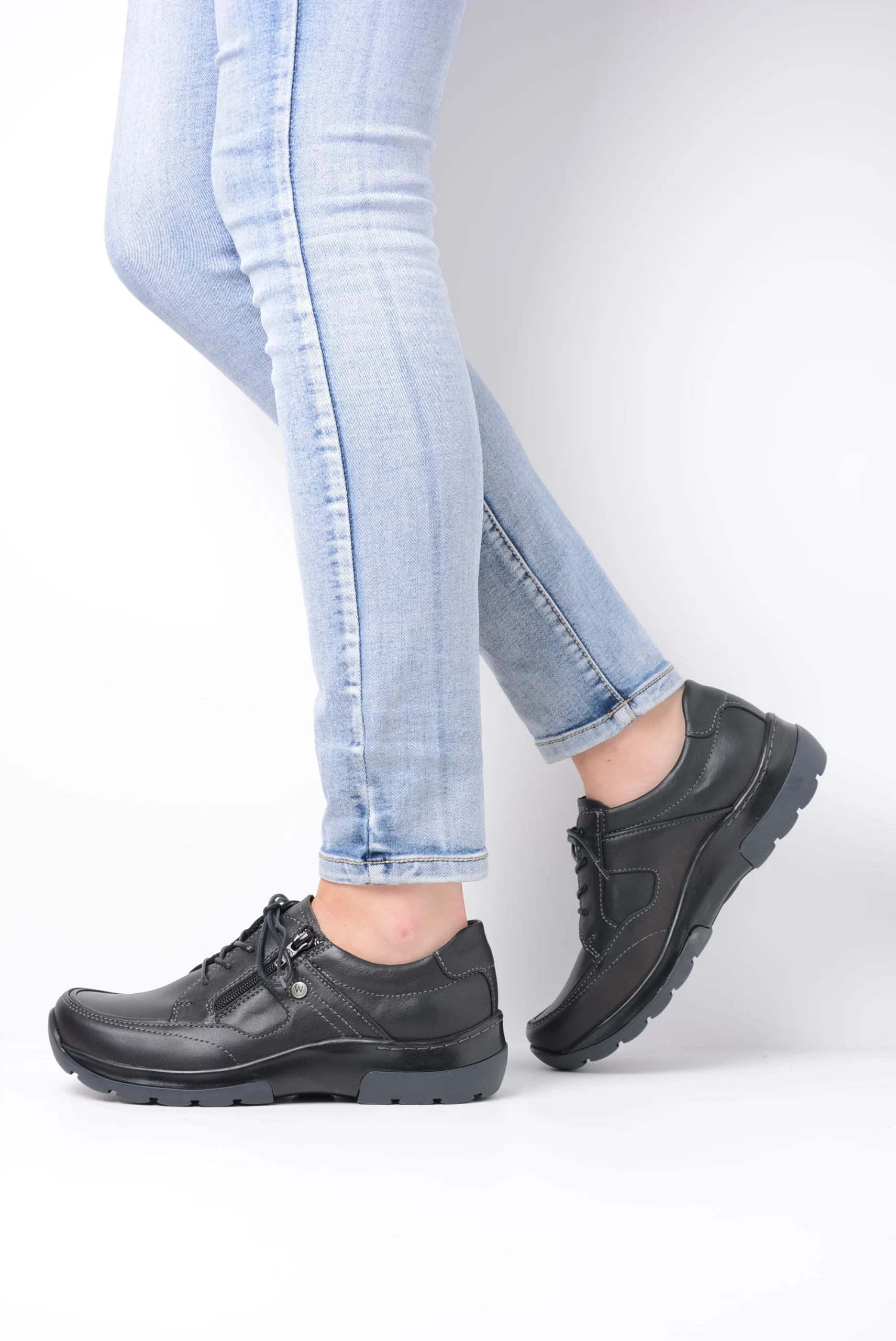 vloeiend Surrey zwaan Koop jouw Wolky Ozark - zwart leer schoenen online