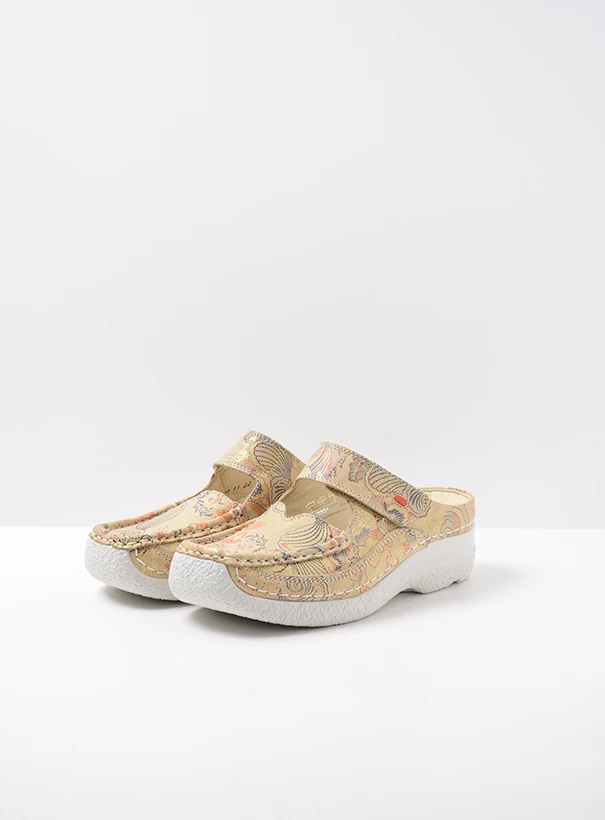 wolky extra comfort 06227 roll slipper 68390 beige geprint suede front