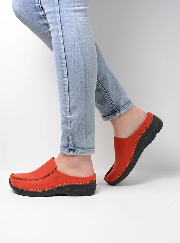 wolky extra comfort 06250 seamy slide 11505 donker rood nubuck detail